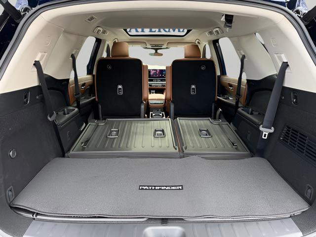 New 2026 Nissan Pathfinder Platinum AWD/4WD image 41