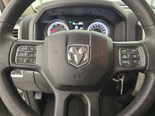 Used 2017 RAM 1500 Classic SLT RWD image 27