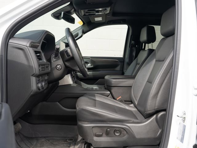 Used 2023 Chevrolet Suburban Z71 w/ Luxury Package AWD/4WD image 17