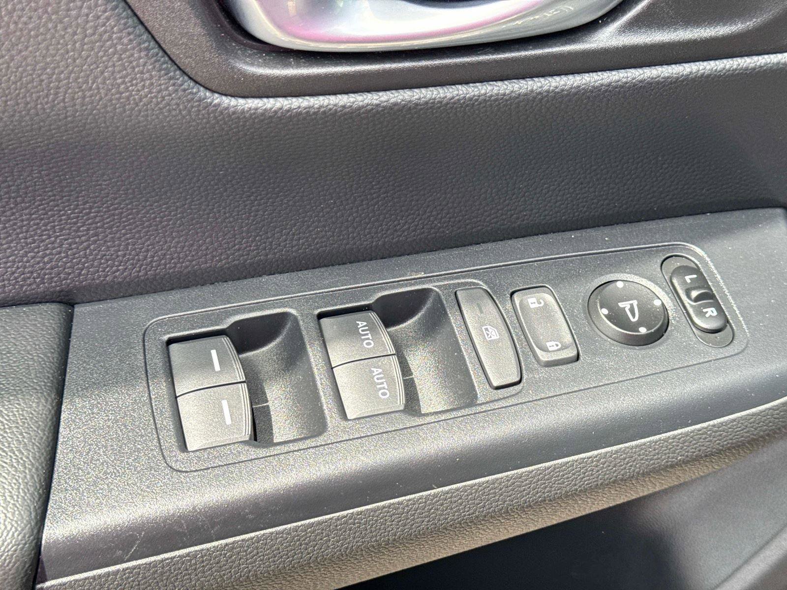 Certified 2023 Honda CR-V Sport image 18