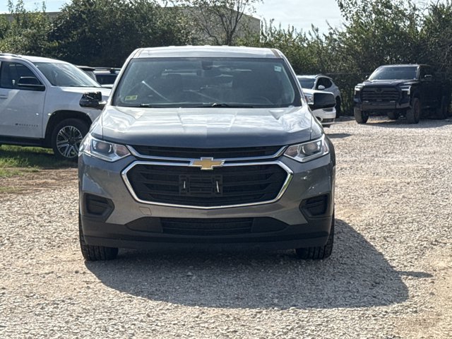 Used 2020 Chevrolet Traverse LS FWD image 2