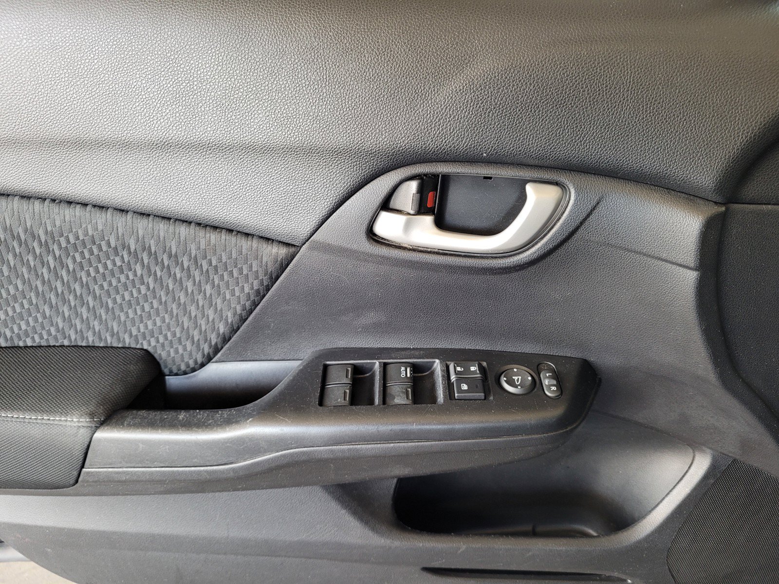 Used 2015 Honda Civic LX image 17