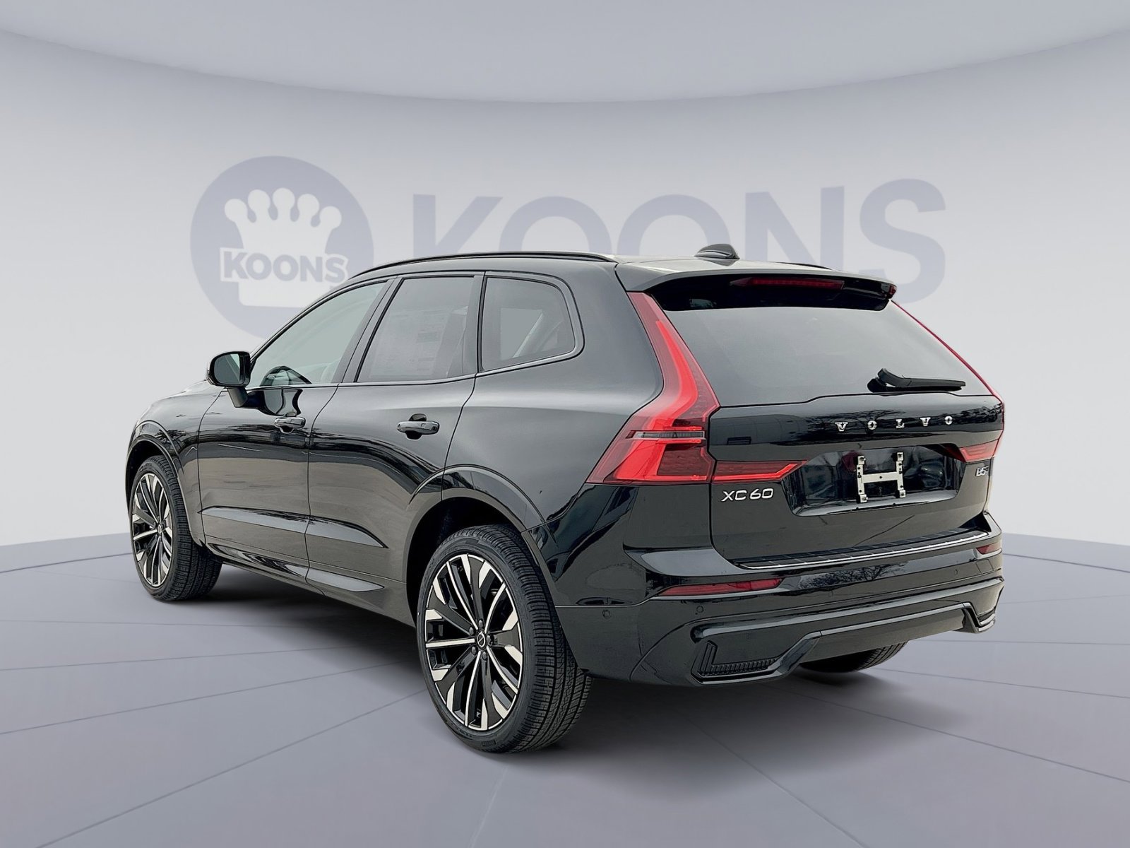 New 2026 Volvo XC60 B5 Ultra w/ Protection Package Premier image 4