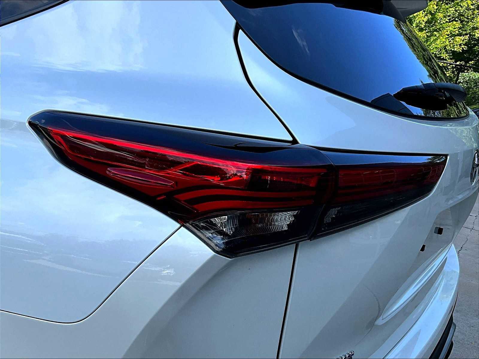 Used 2022 Toyota Highlander XSE image 34