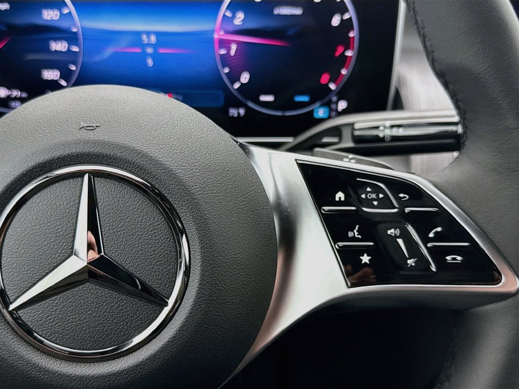 Certified 2026 Mercedes-Benz GLC 300 image 12