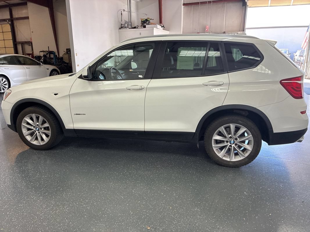 Used 2016 BMW X3 xDrive28i w/ Driver Assistance Package AWD/4WD image 7