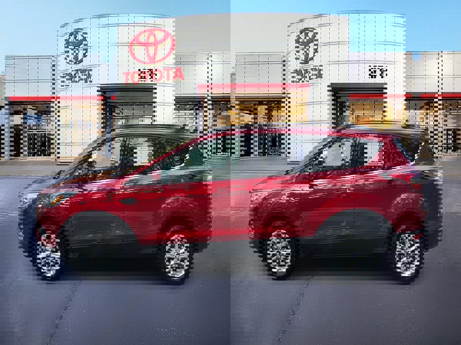 Used 2018 Ford Escape SEL image 6