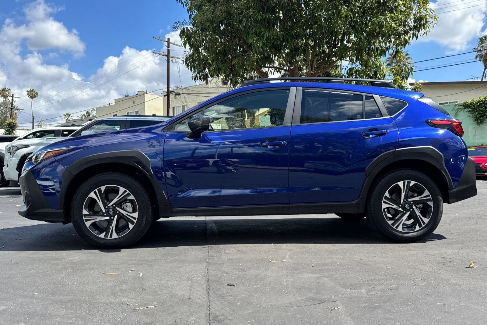 Used 2025 Subaru Crosstrek 2.0i Premium w/ Crosstrek Mirror Package AWD/4WD image 7
