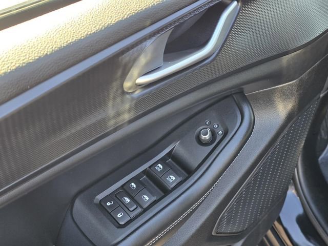 Used 2023 Jeep Grand Cherokee Laredo X image 22