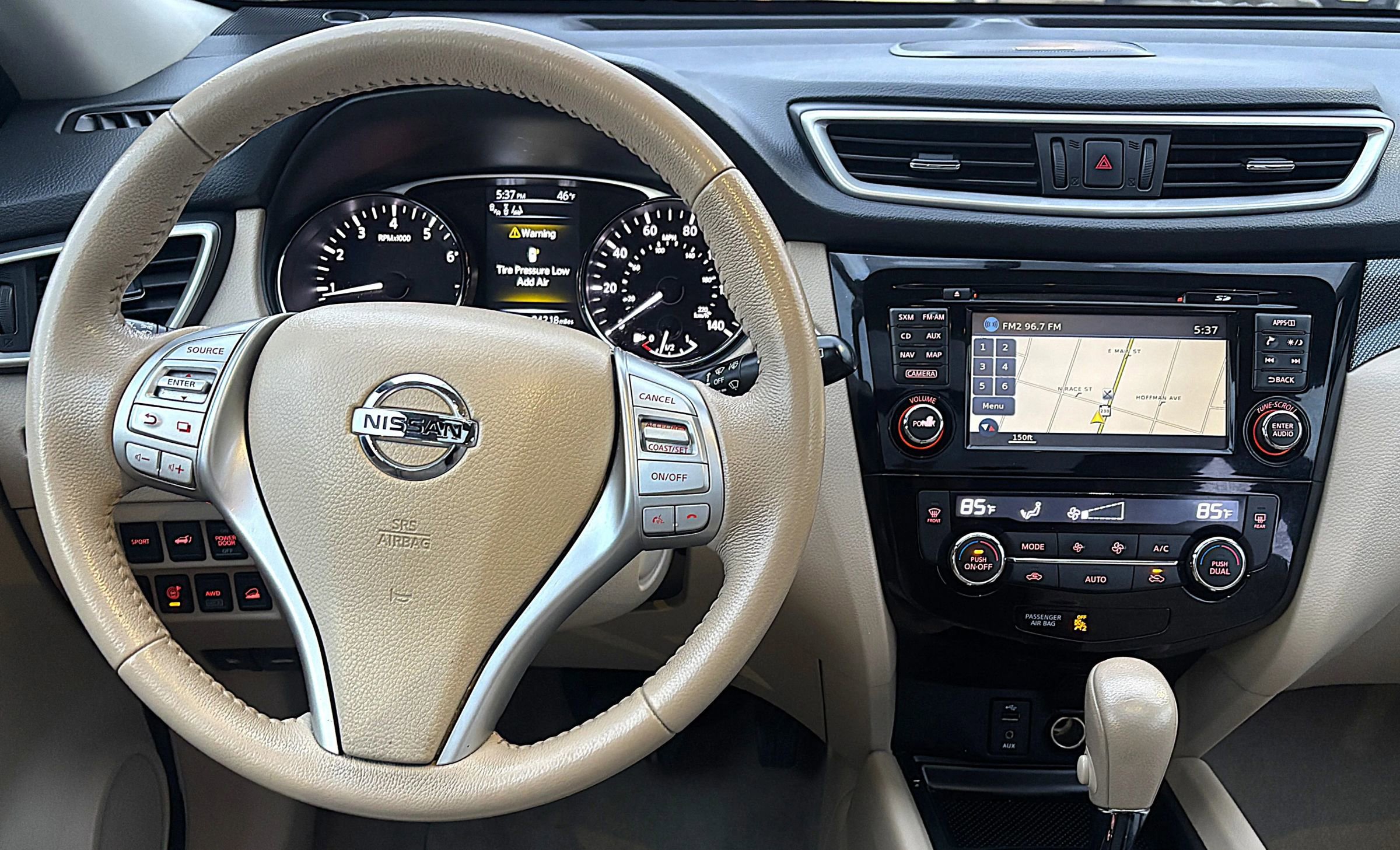 Used 2015 Nissan Rogue SL w/ SL Premium Package image 10