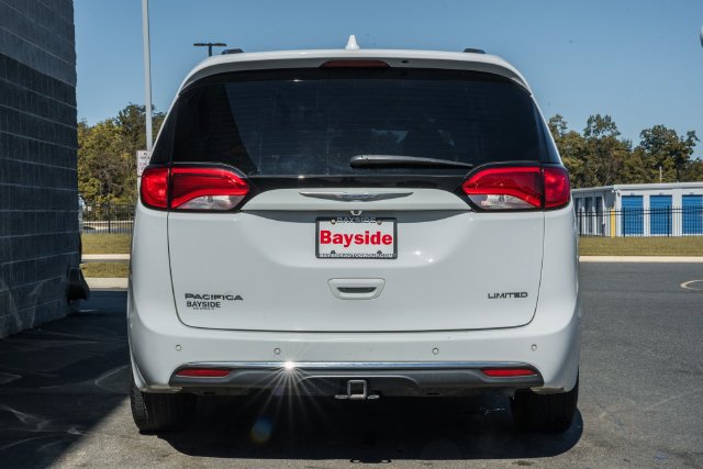 Used 2019 Chrysler Pacifica Limited FWD image 7