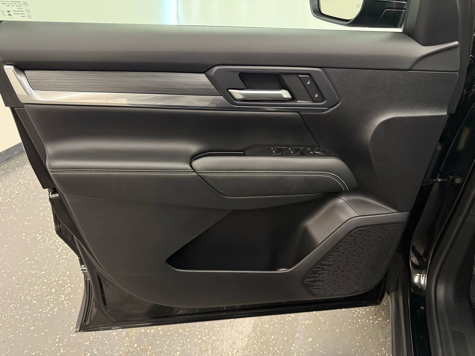 Used 2026 GMC Terrain Elevation image 9