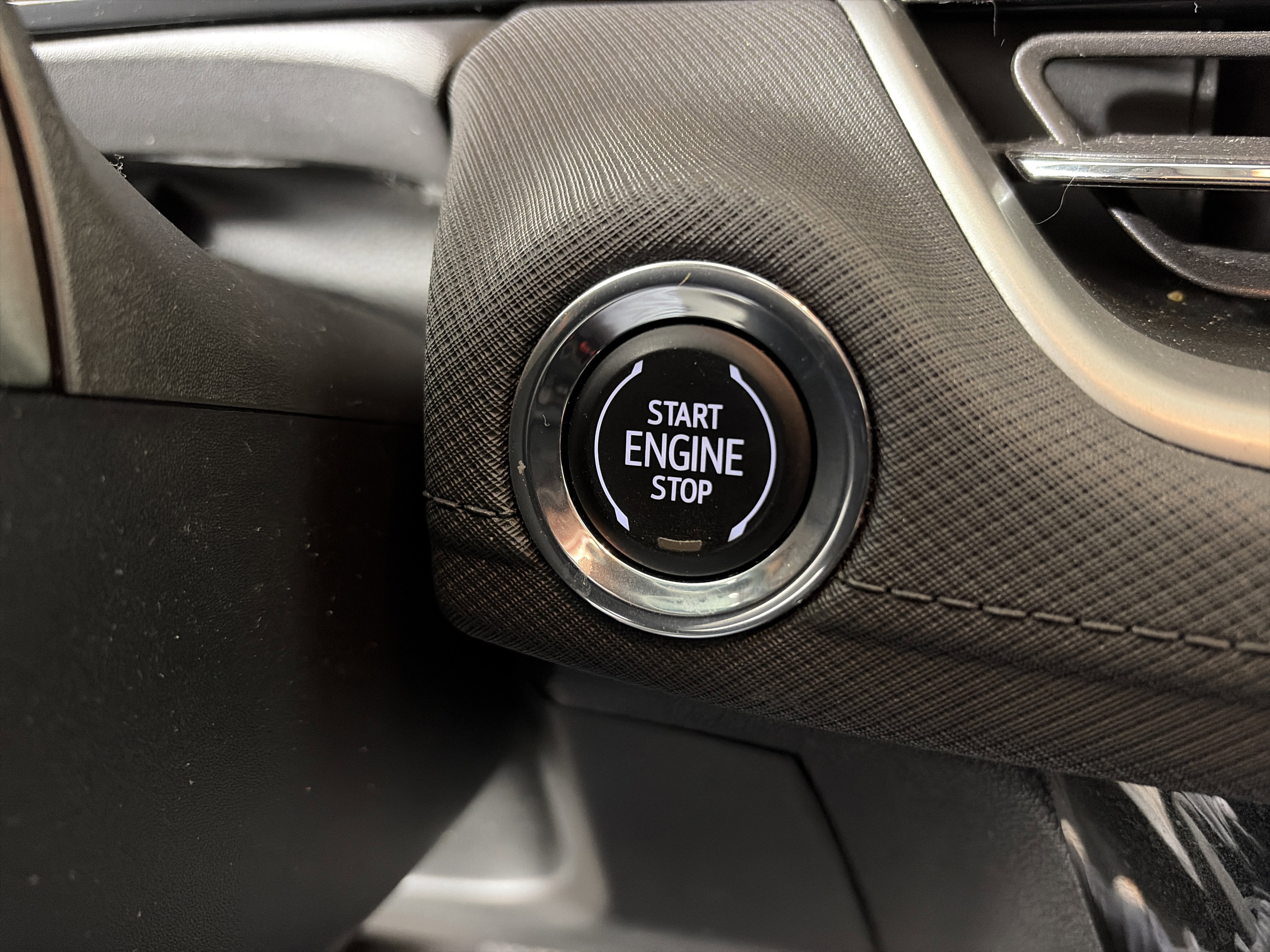 Certified 2024 Chevrolet TrailBlazer LT w/ Convenience Package image 27