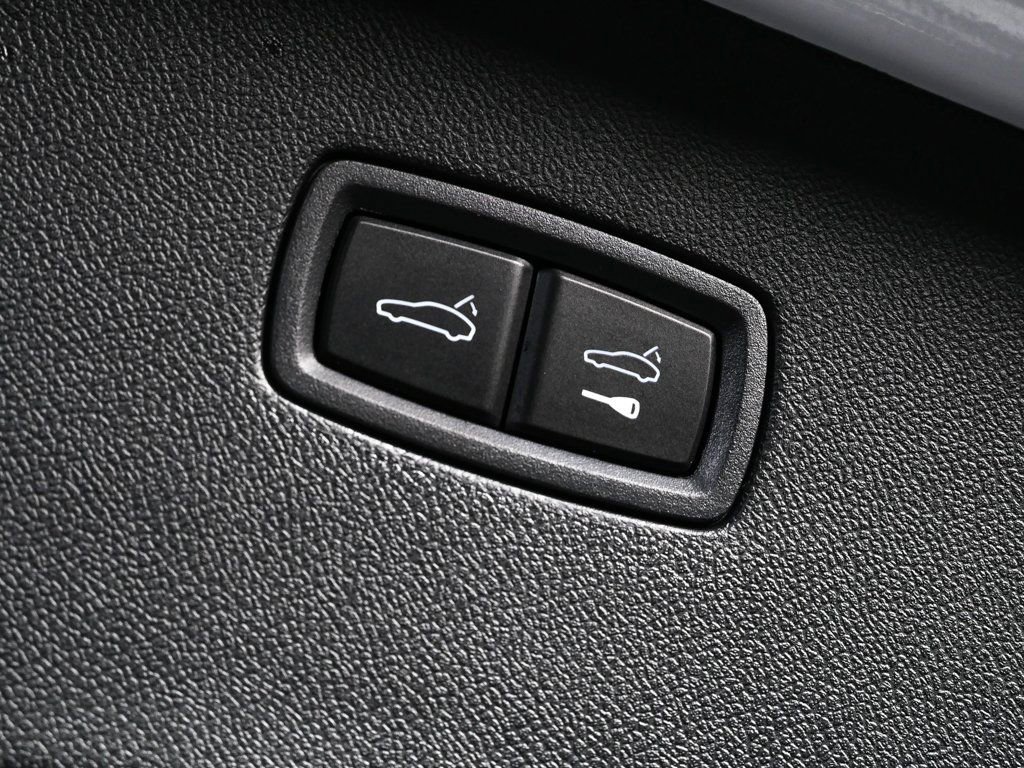 New 2026 Porsche Cayenne S image 33