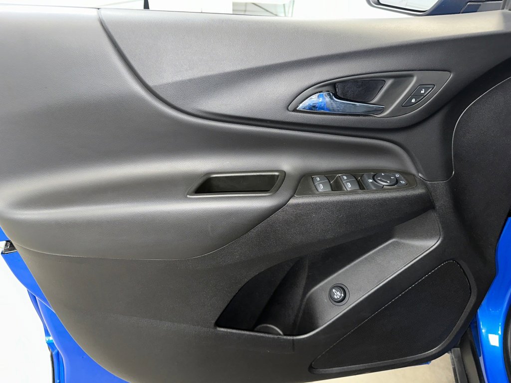 Certified 2024 Chevrolet Equinox LT w/ LPO, Floor Liner Package image 4
