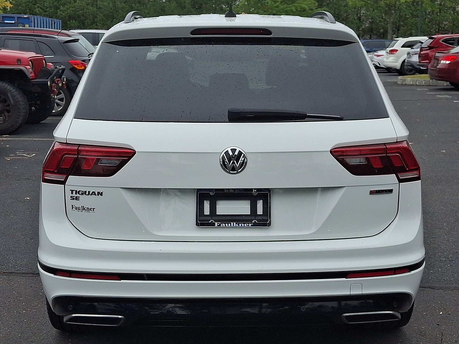 Used 2020 Volkswagen Tiguan SE R-Line AWD/4WD image 5