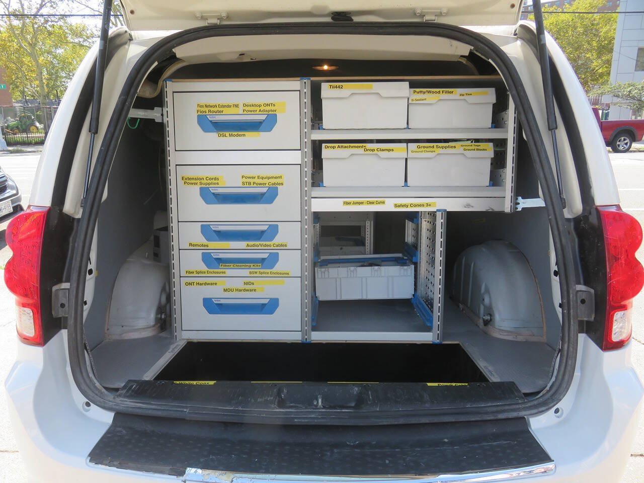 Used 2013 RAM C/V Tradesman FWD image 13