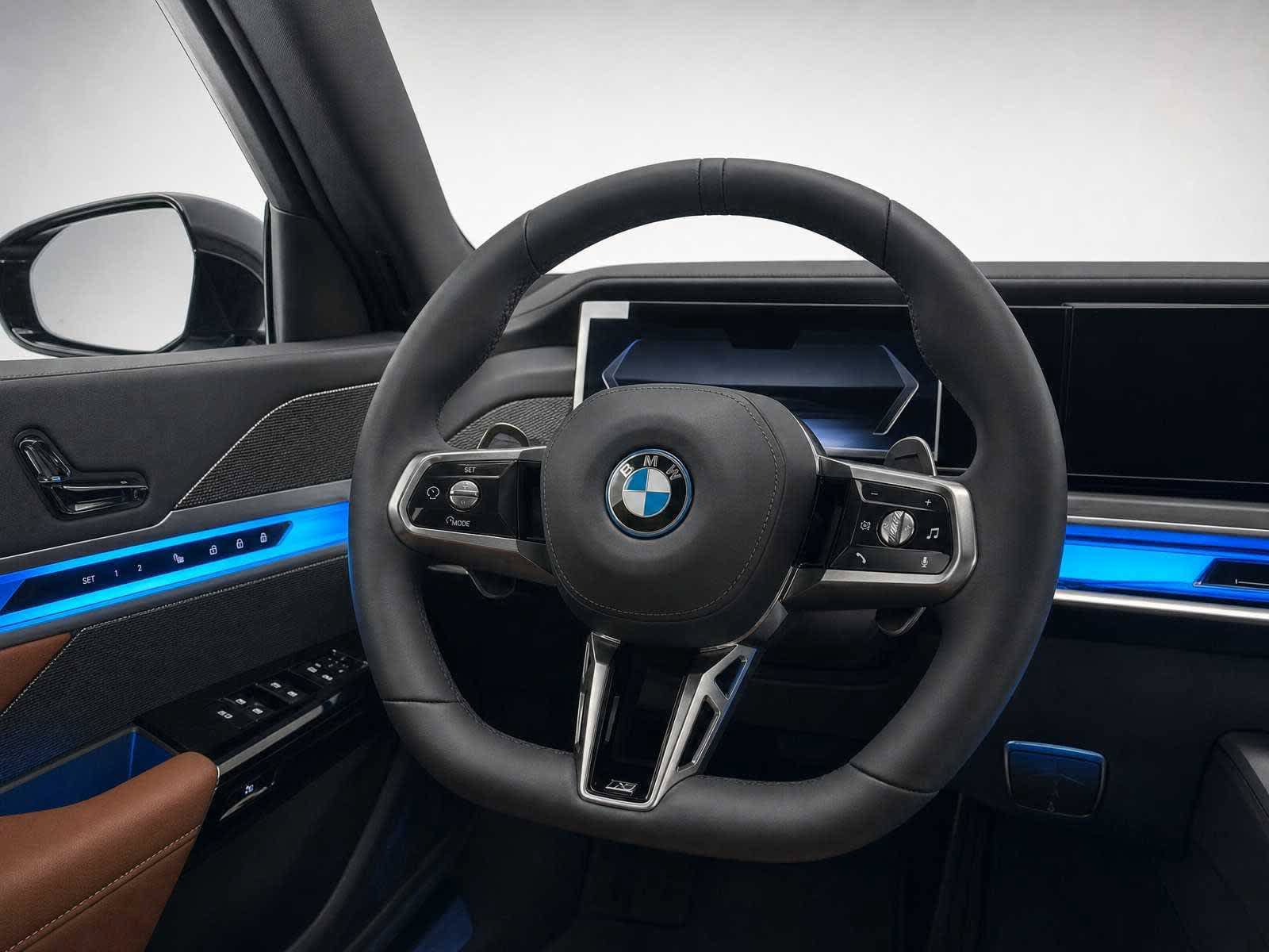 New 2026 BMW 750e xDrive AWD/4WD image 19