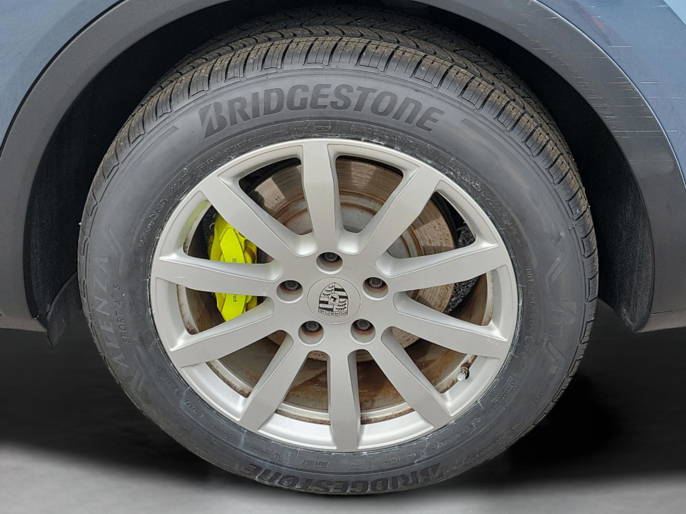 Used 2020 Porsche Cayenne E-Hybrid image 6