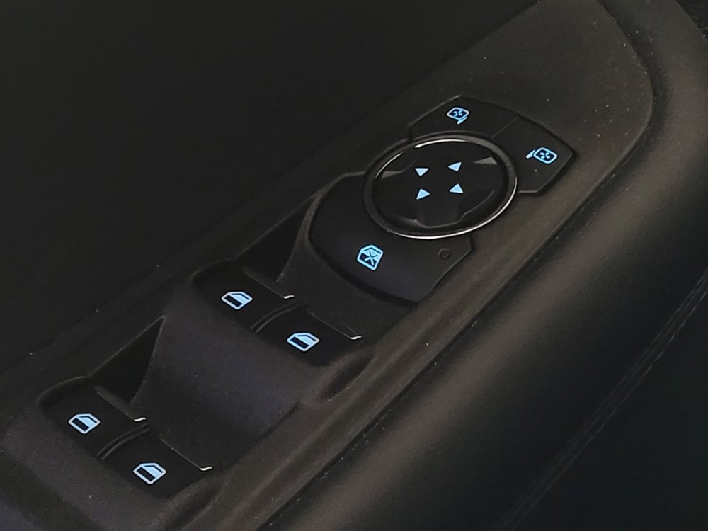 Used 2024 Ford Edge SEL image 27