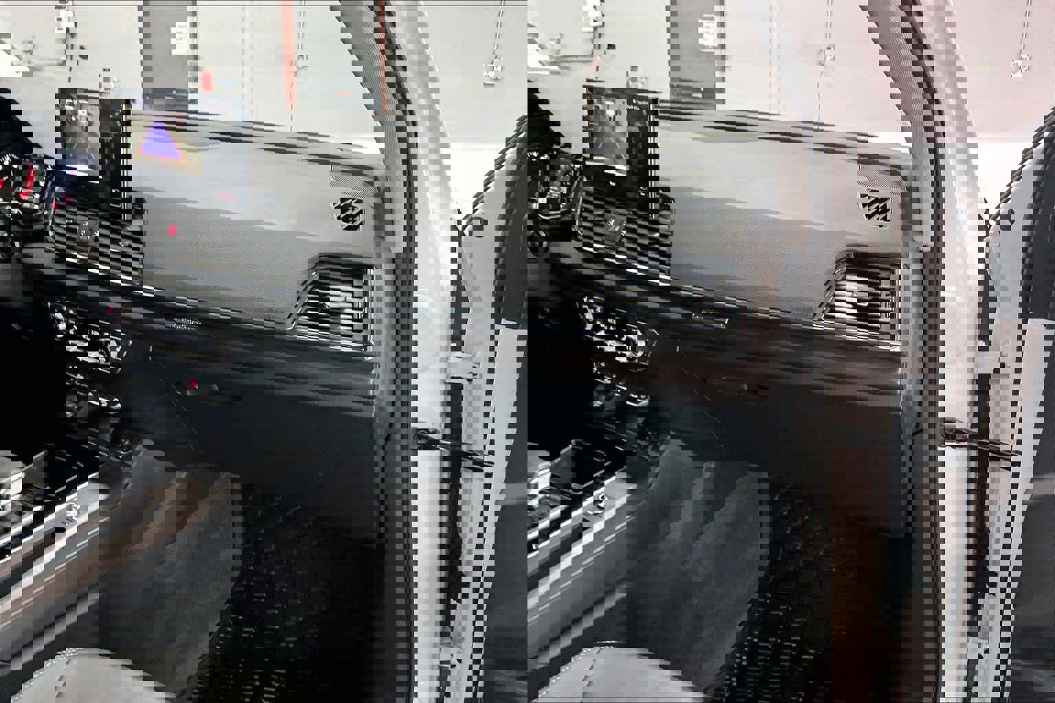 Used 2023 Audi Q5 2.0T Premium w/ Convenience Package image 18