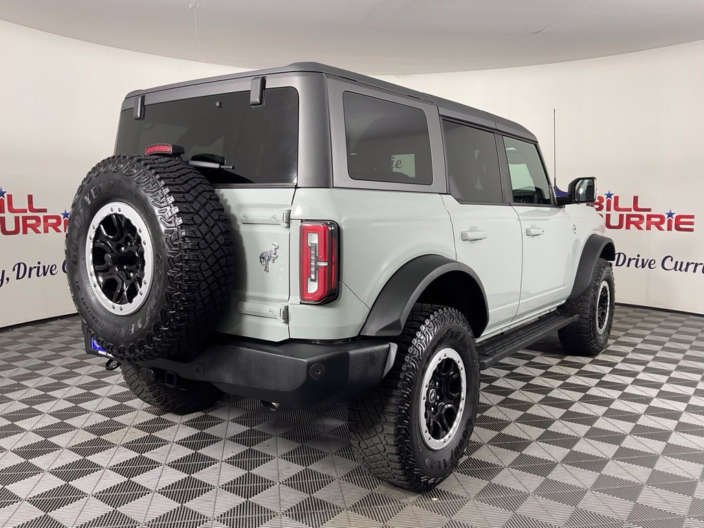 Used 2023 Ford Bronco Outer Banks w/ Sasquatch Package AWD/4WD image 3