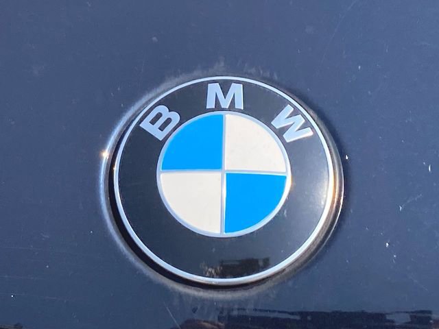 Used 2022 BMW X7 xDrive40i w/ M Sport Package image 11