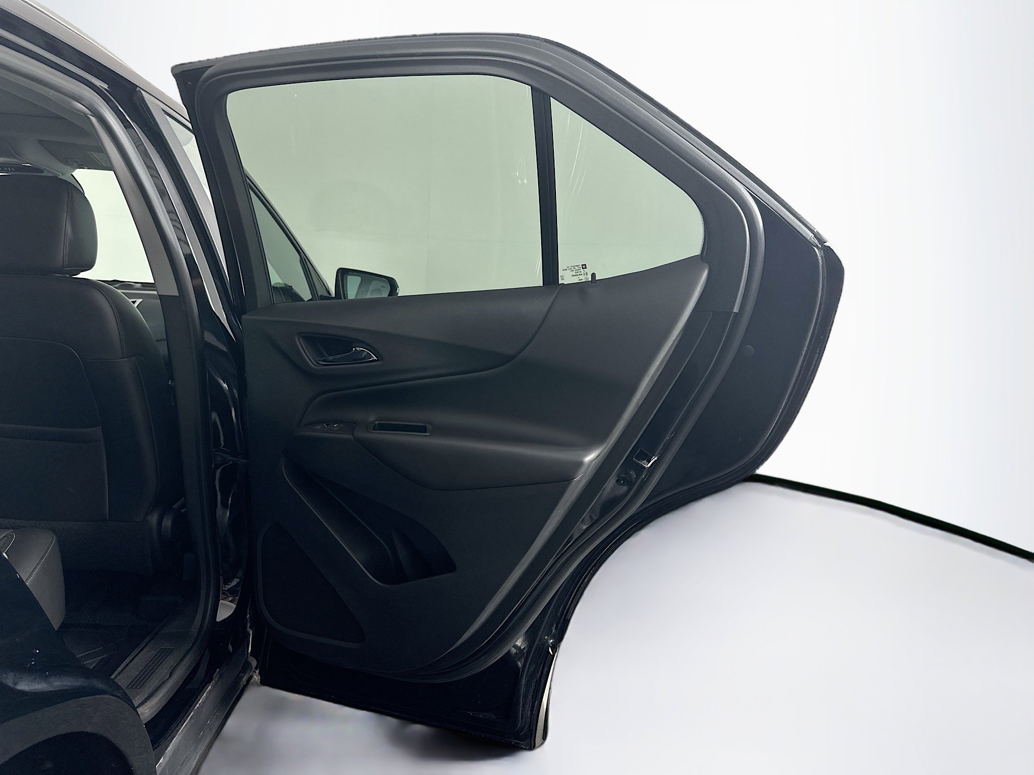 Used 2021 Chevrolet Equinox LT image 32