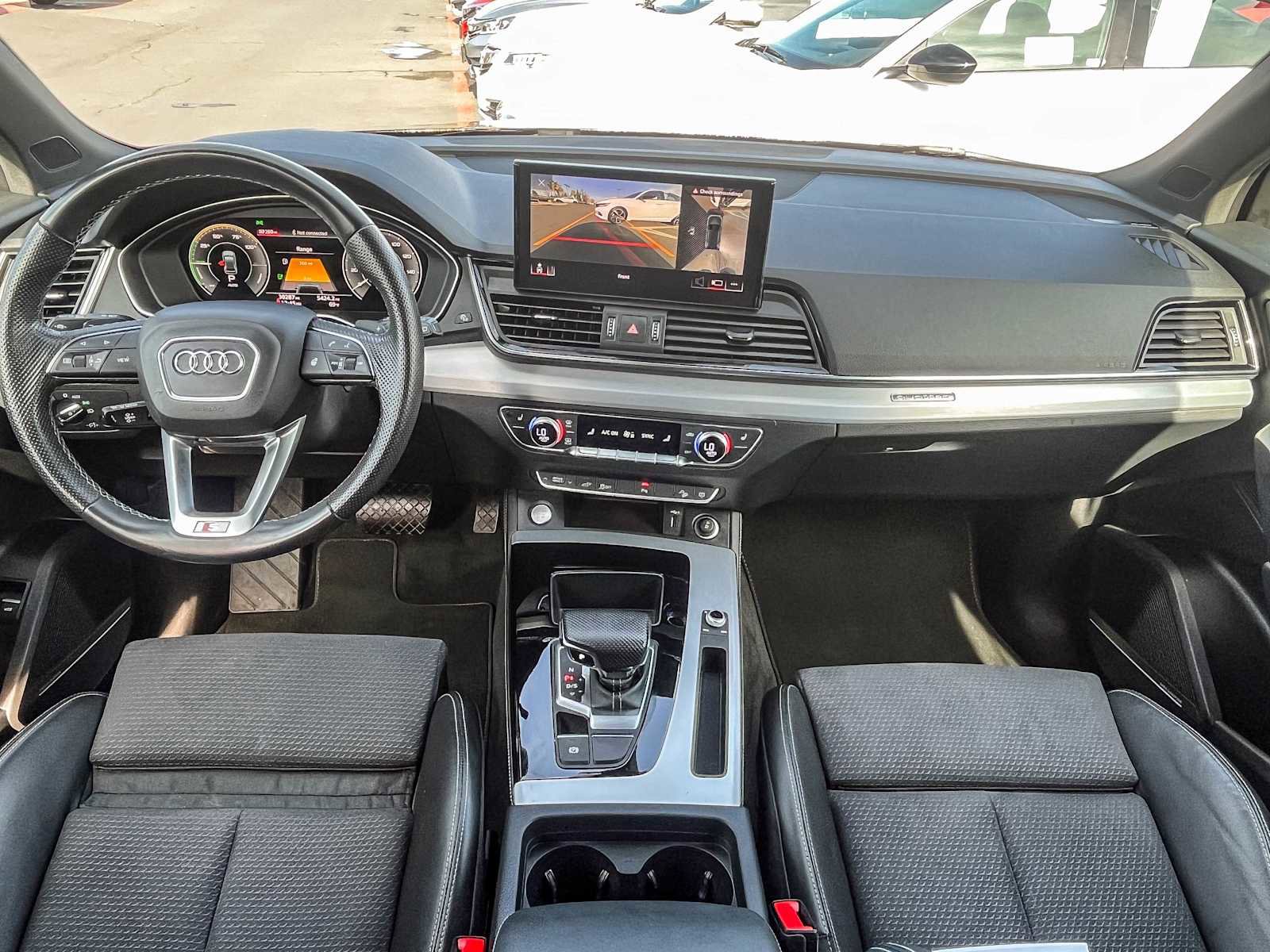 Used 2023 Audi Q5 e Premium Plus image 11