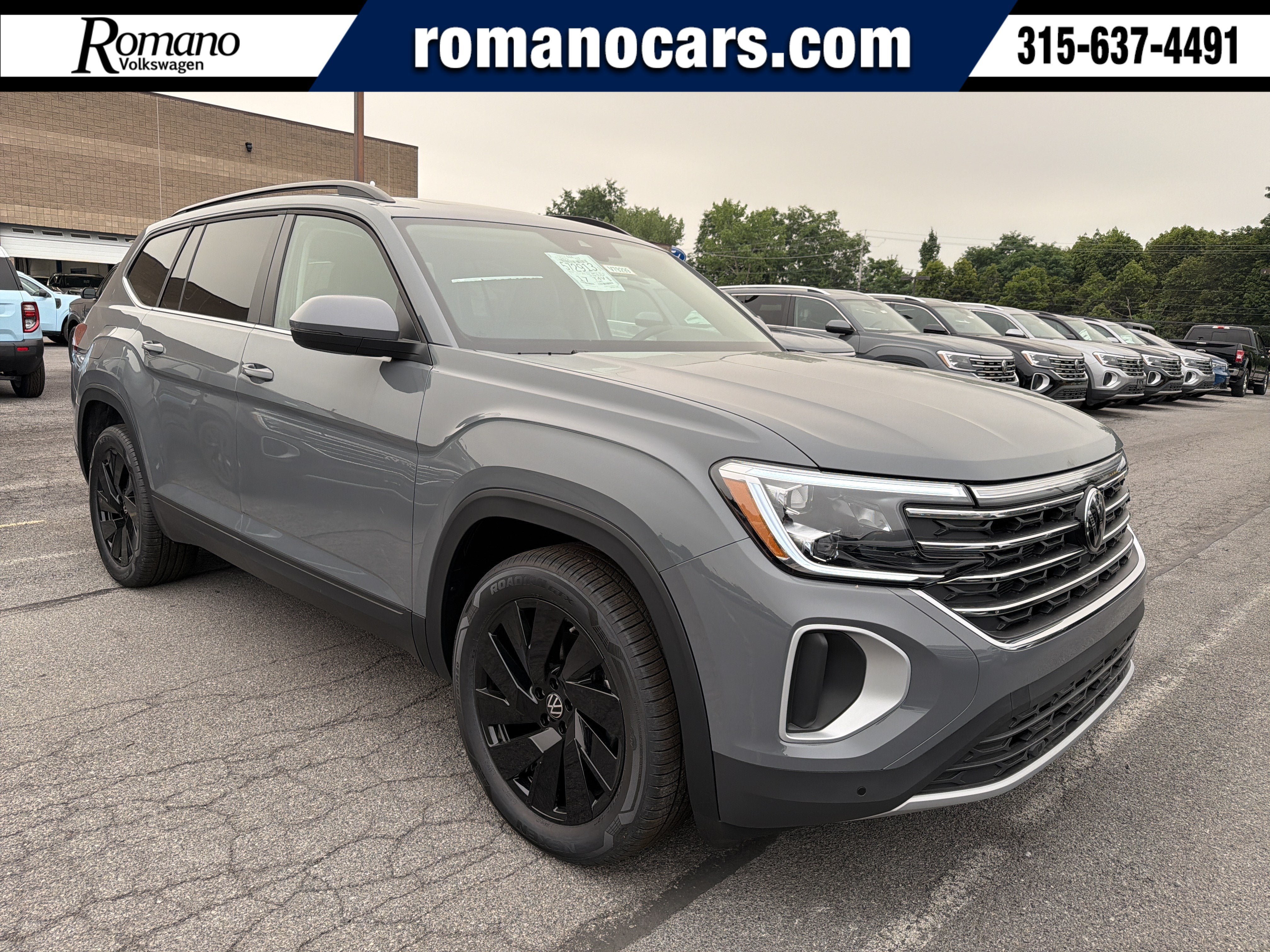 New 2026 Volkswagen Atlas SE AWD/4WD image 1