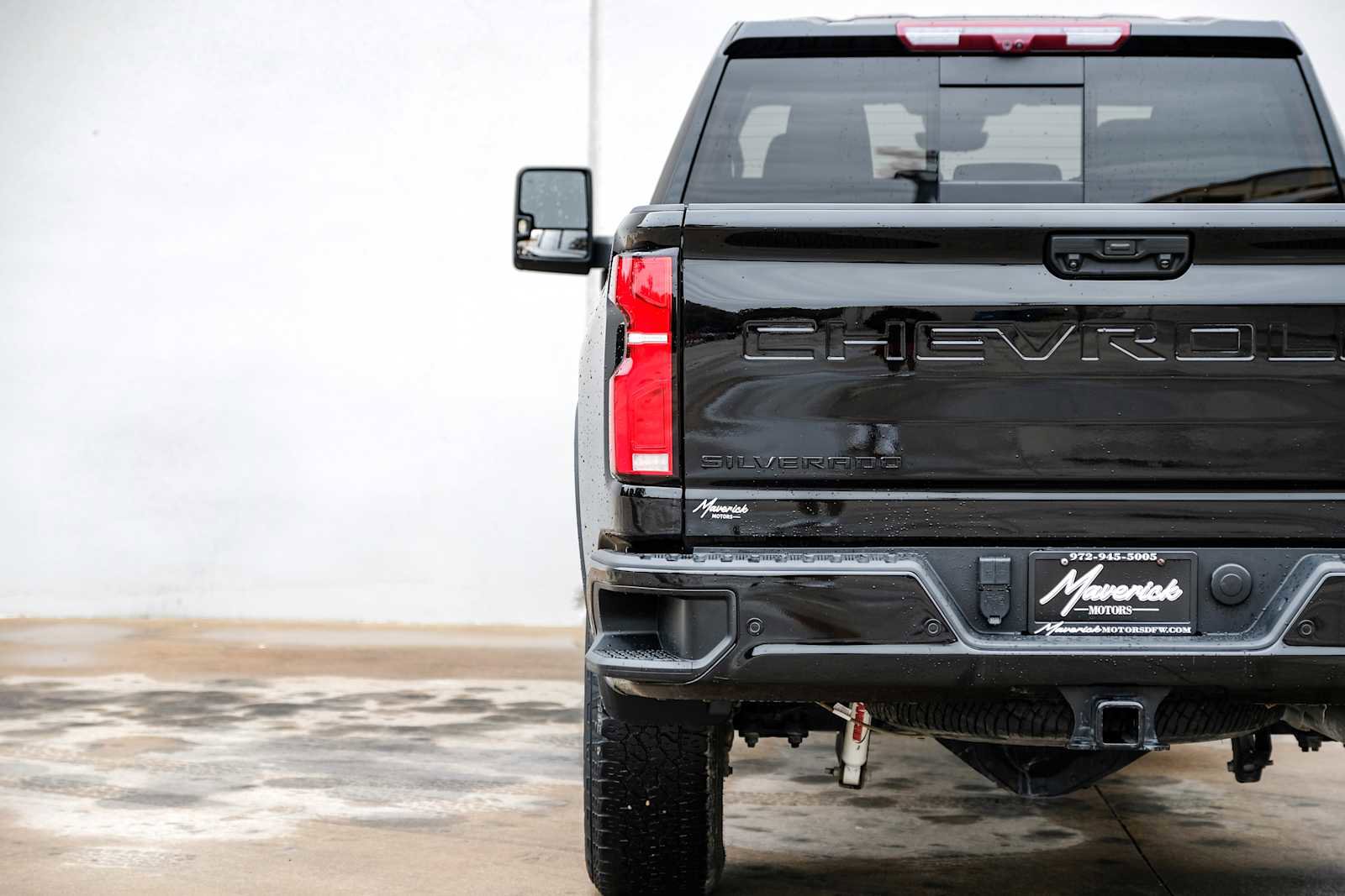 Used 2024 Chevrolet Silverado 2500 LTZ w/ LTZ Plus Package AWD/4WD image 53