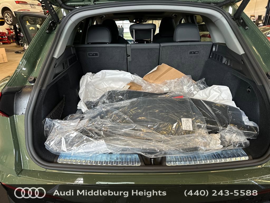 Used 2025 Audi Q5 Premium Plus w/ Premium Plus image 25