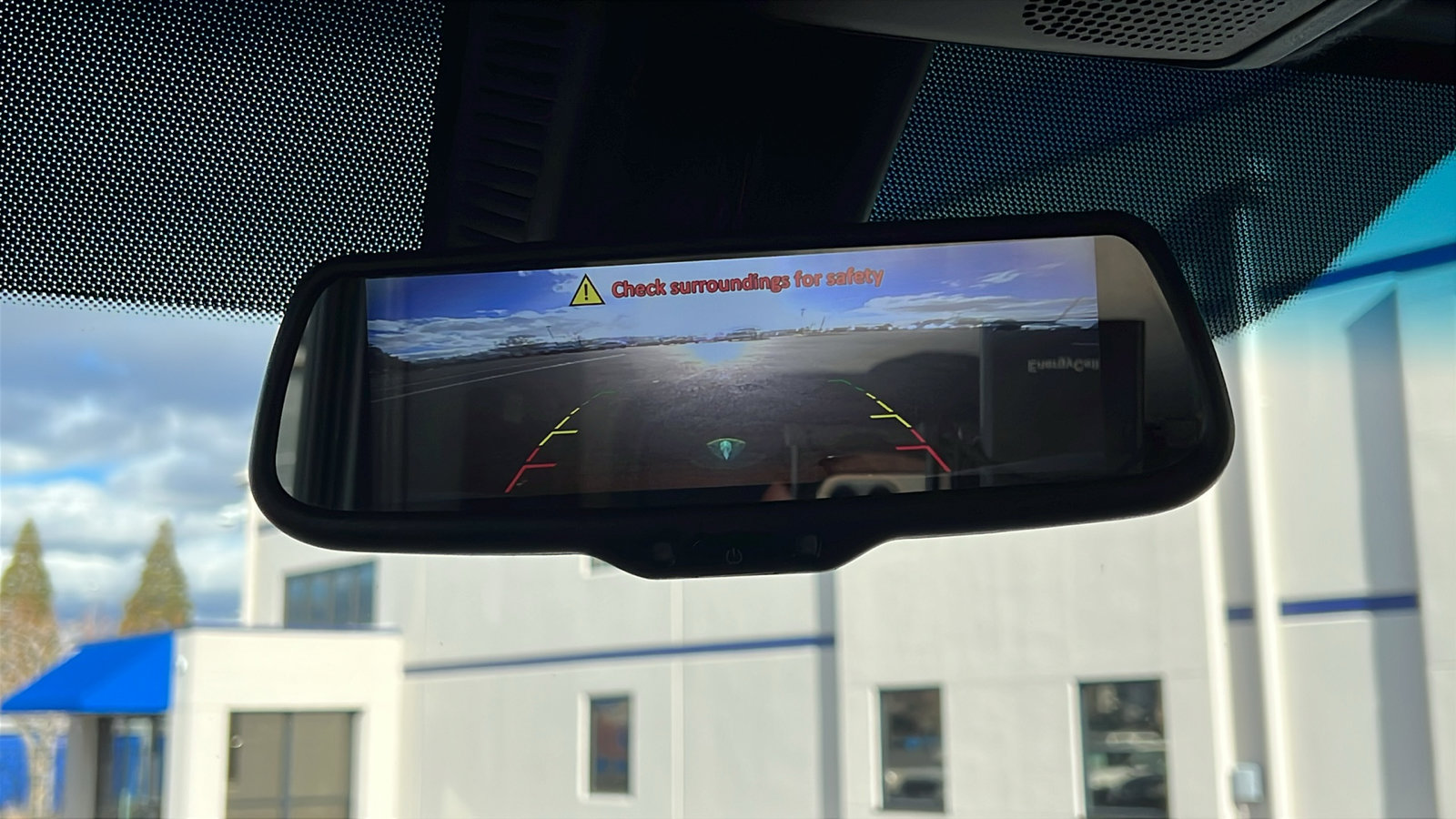 Used 2019 Mercedes-Benz Sprinter 144 image 25