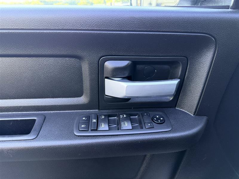 Used 2019 RAM 2500 Tradesman w/ Chrome Appearance Group AWD/4WD image 23