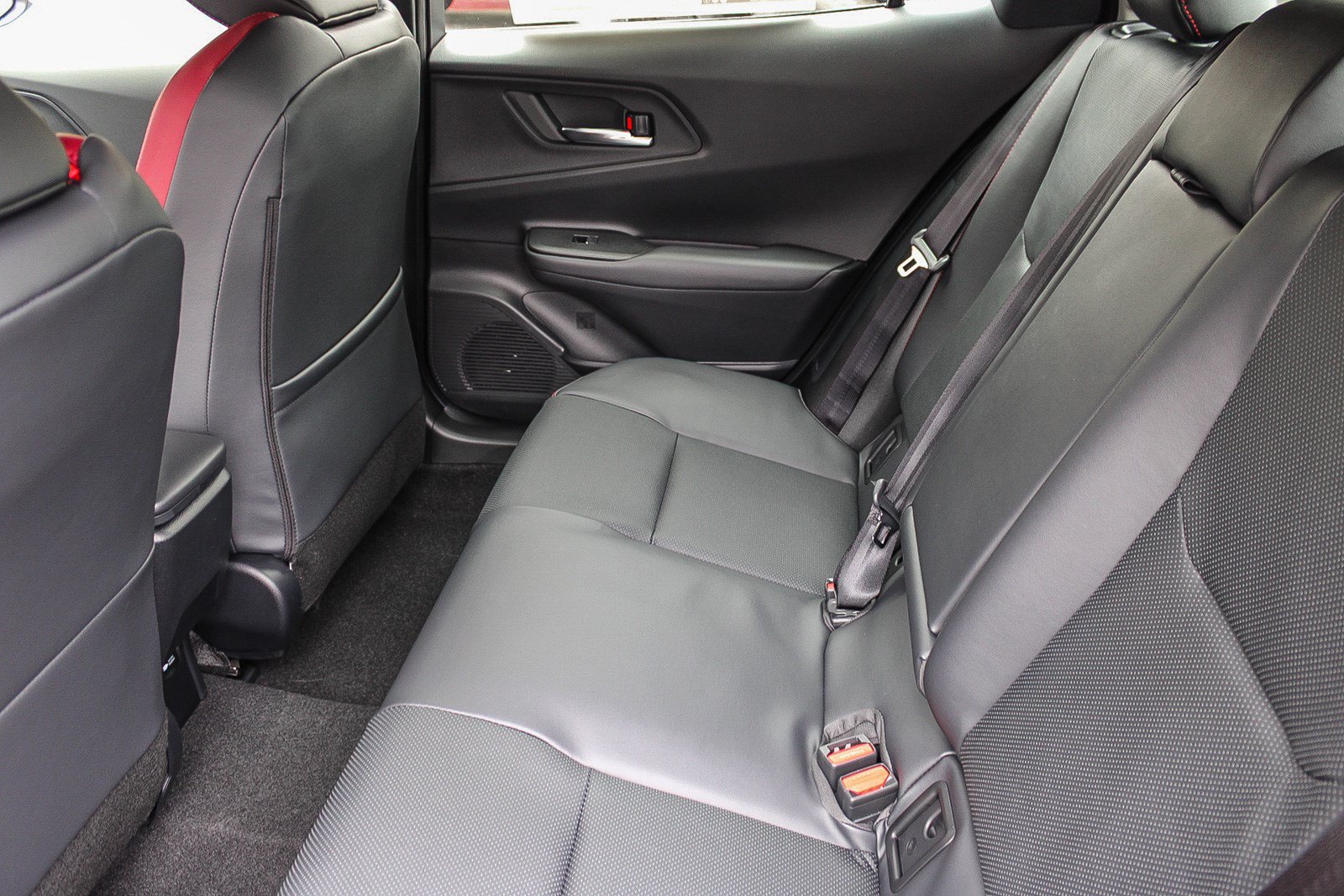 New 2026 Toyota Prius Plug-In Hybrid FWD image 20