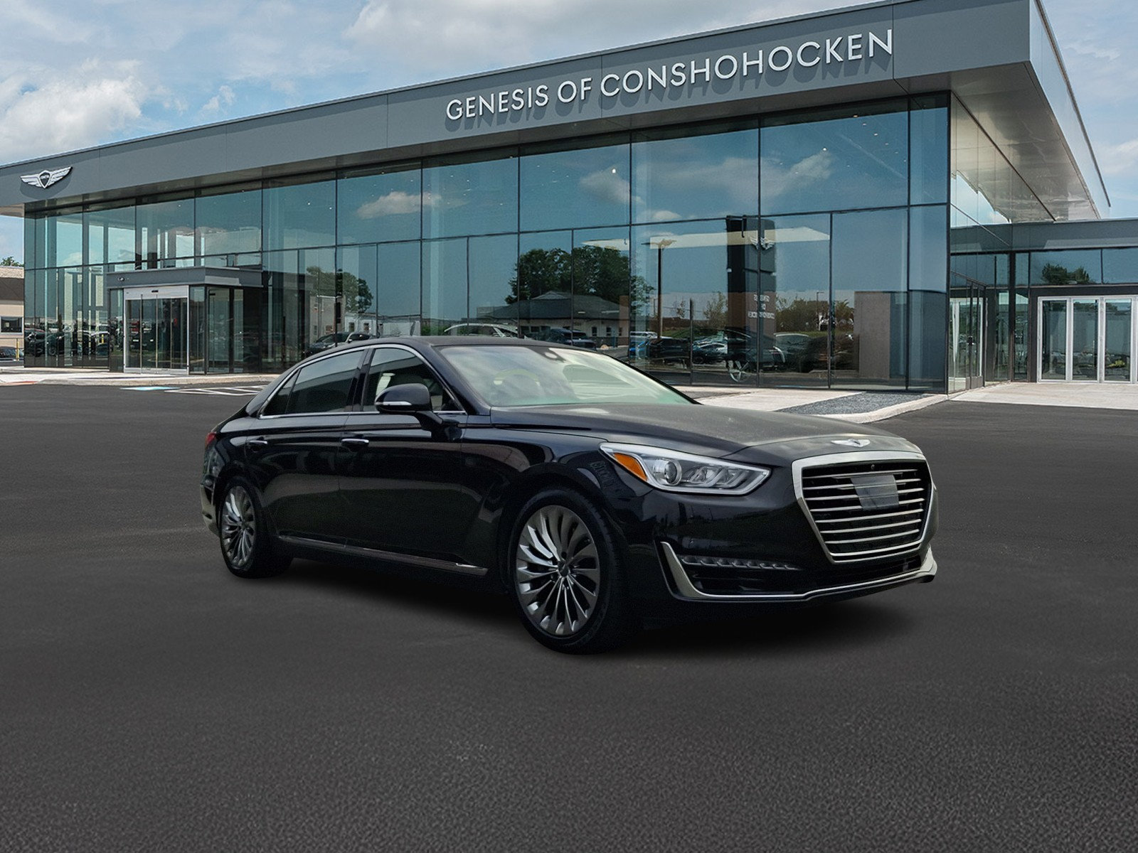 Used 2018 Genesis G90 5.0 Ultimate image 2