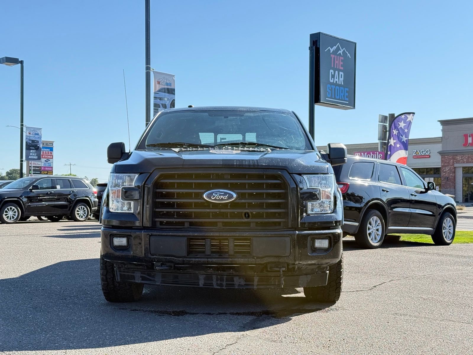 Used 2017 Ford F150 XLT w/ Equipment Group 302A Luxury image 11