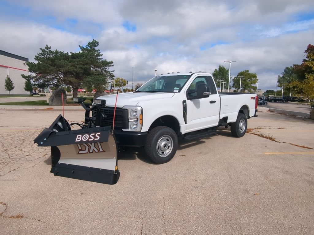 New 2025 Ford F250 XL w/ FX4 Off-Road Package AWD/4WD image 4