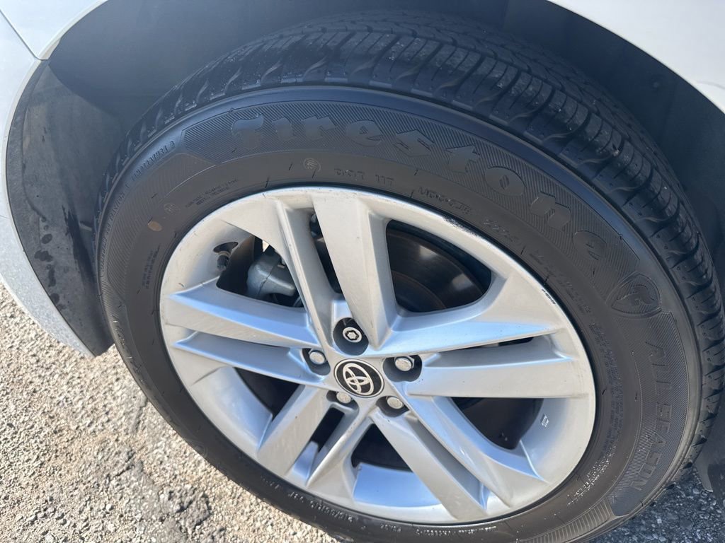 Used 2021 Toyota Corolla SE w/ Carpet Mat Package (TMS) image 12