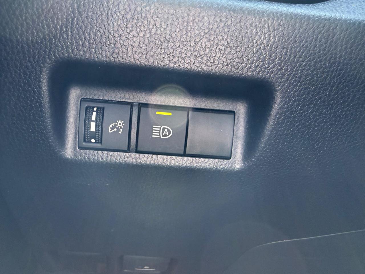 Used 2024 Toyota RAV4 LE FWD image 12