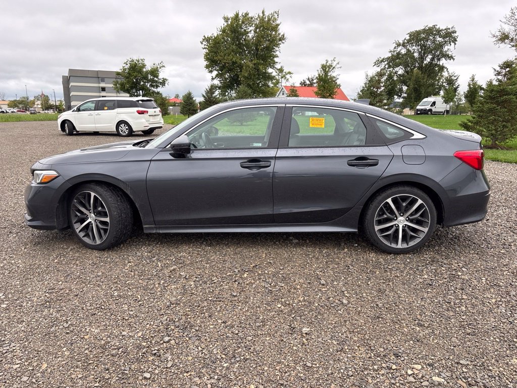 Used 2022 Honda Civic Touring image 8