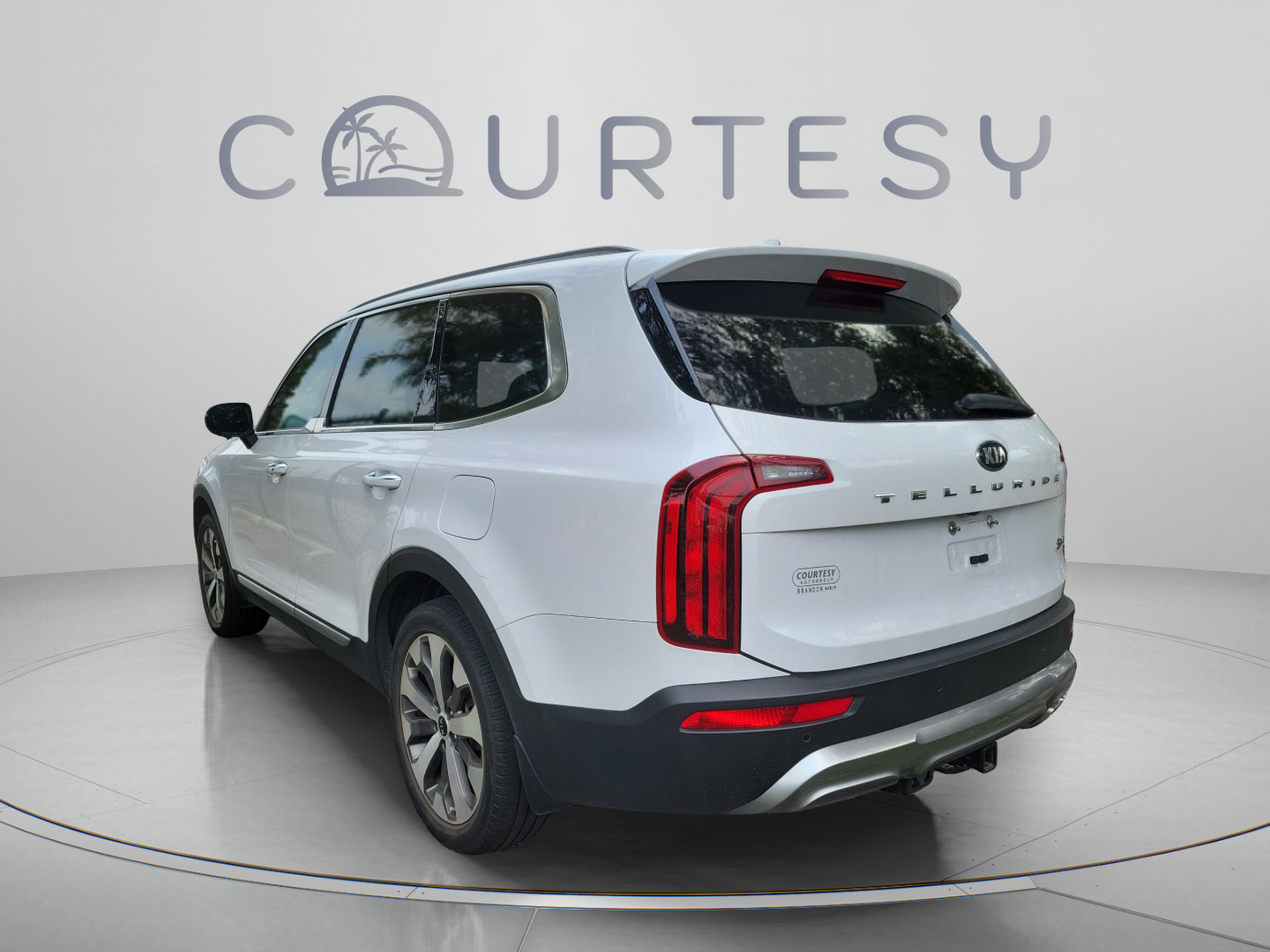 Certified 2021 Kia Telluride S FWD image 2