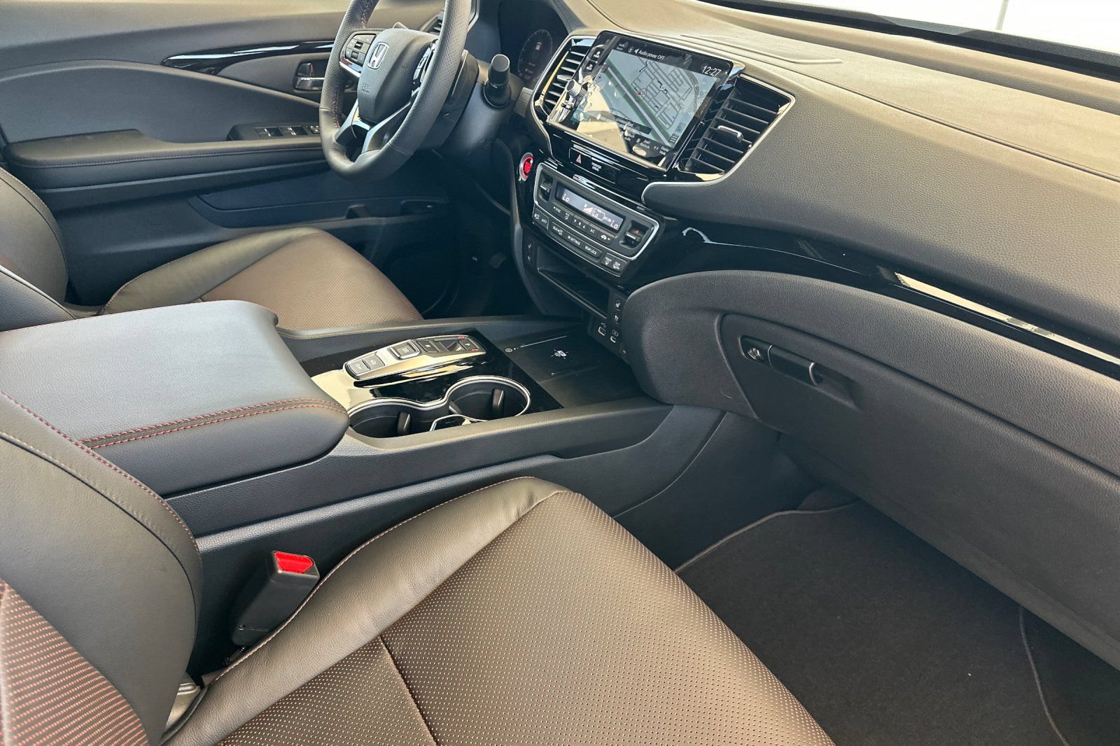 New 2026 Honda Ridgeline Black Edition image 16