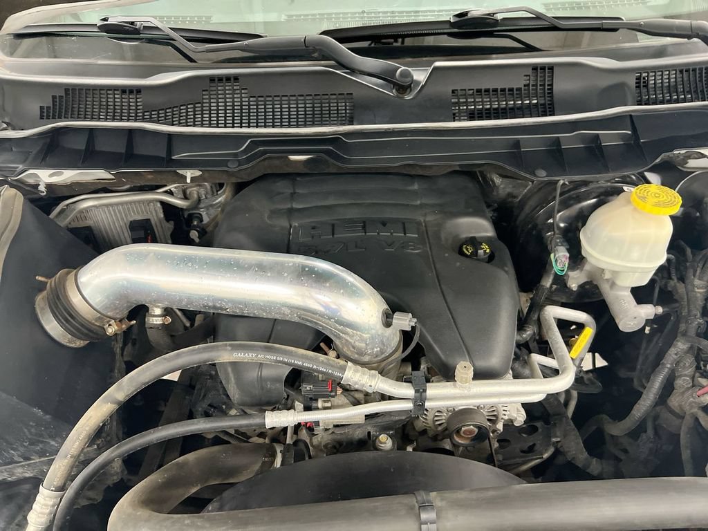 Used 2017 RAM 1500 Express w/ Express Value Package AWD/4WD image 23