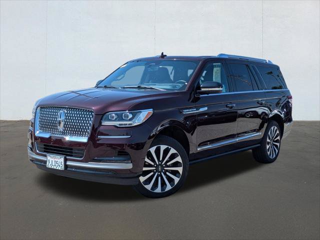 Used 2024 Lincoln Navigator L Reserve AWD/4WD image 1
