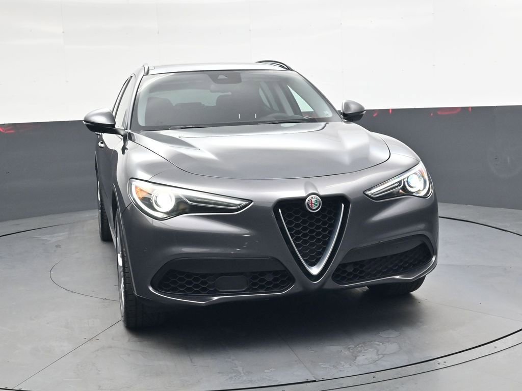 Used 2018 Alfa Romeo Stelvio Sport w/ Quick Order Package 22J Sport image 10