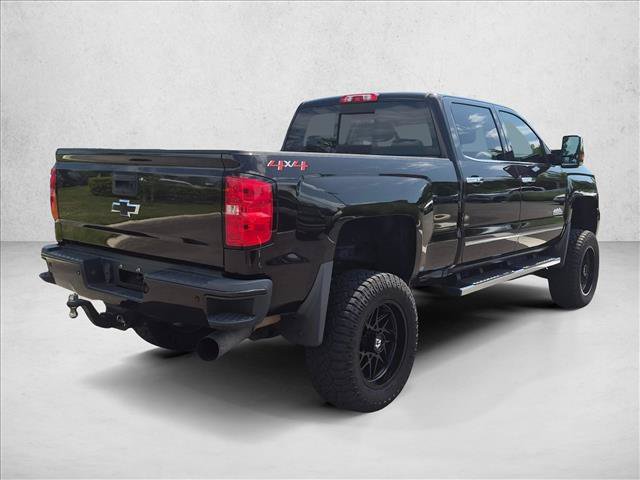 Used 2019 Chevrolet Silverado 2500 High Country w/ Duramax Plus Package AWD/4WD image 5
