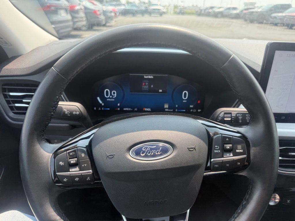Certified 2024 Ford Escape Platinum AWD/4WD image 24