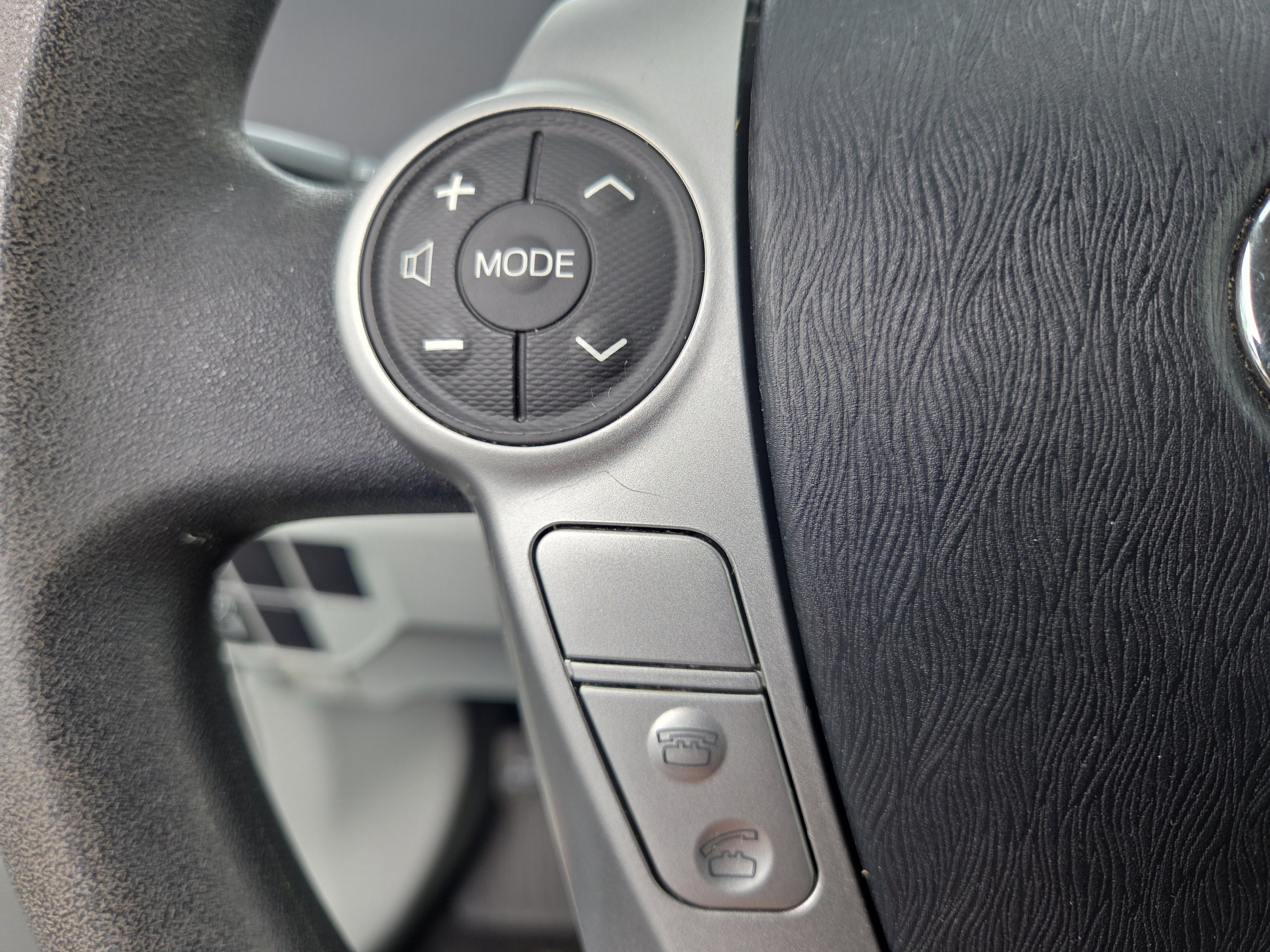 Used 2015 Toyota Prius Two image 26