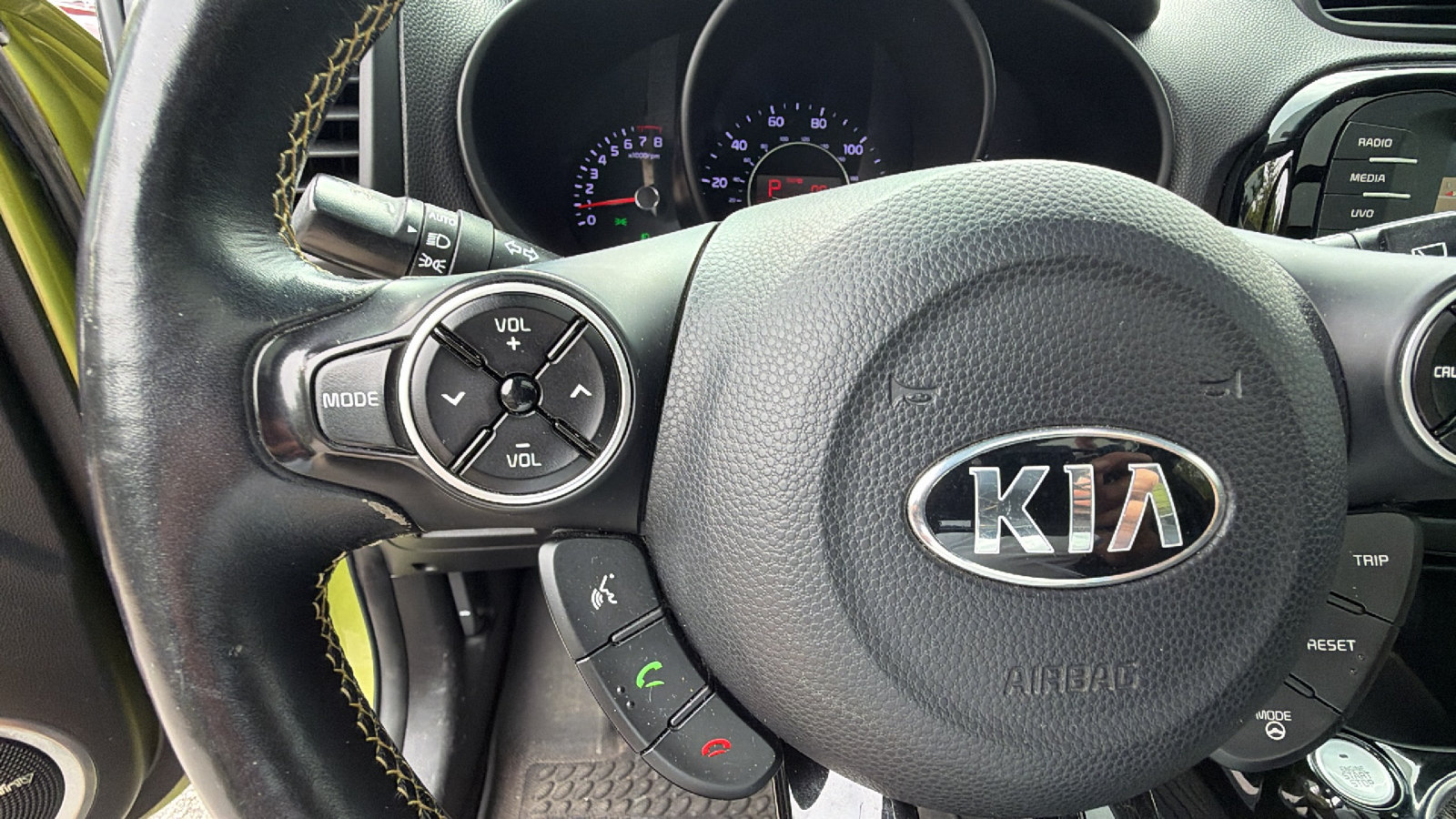 Used 2014 Kia Soul + w/ Primo Package FWD image 26